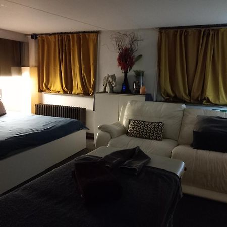 Nice And Cosy Place With Jacuzzi And Sauna To Relax In The Centre Of Anvers Exterior foto